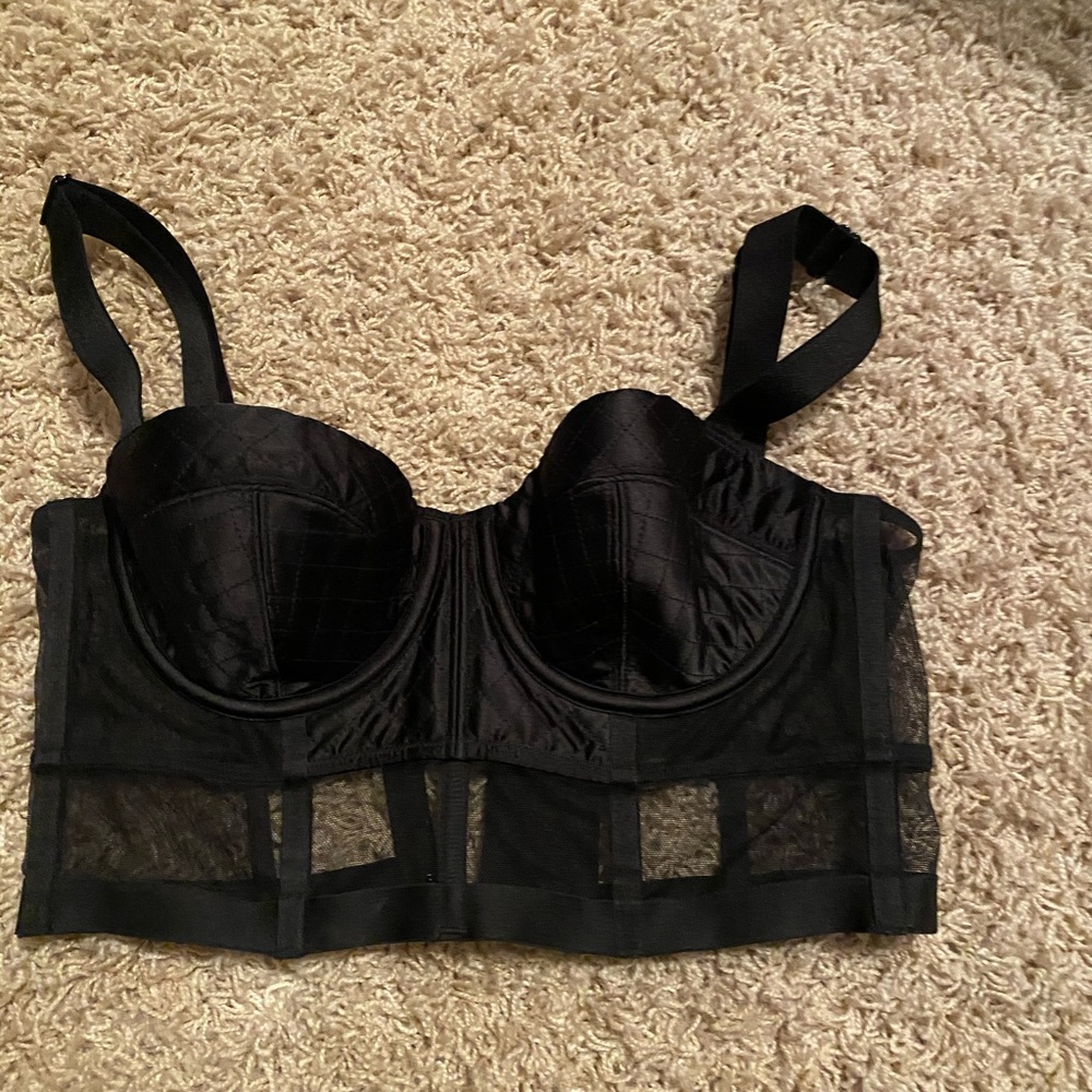VS 34B Very Sexy Lined Balconet 👄 Mesh Siding